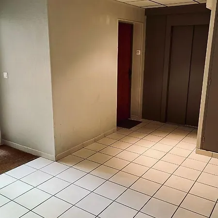 Centre Avec Garage 아파트